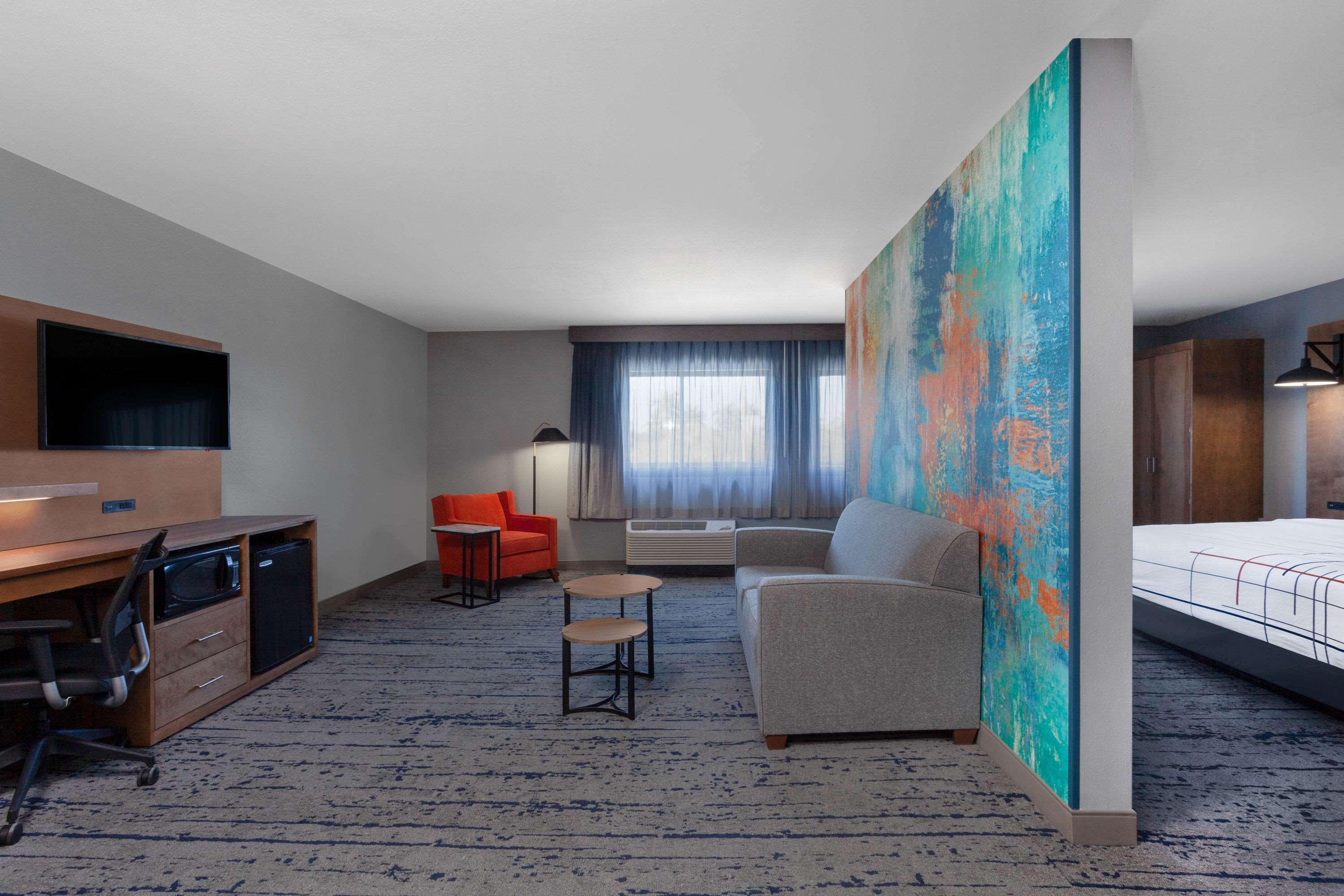 La Quinta By Wyndham Ft. Myers - Sanibel Gateway Hotel Fort Myers Exterior photo