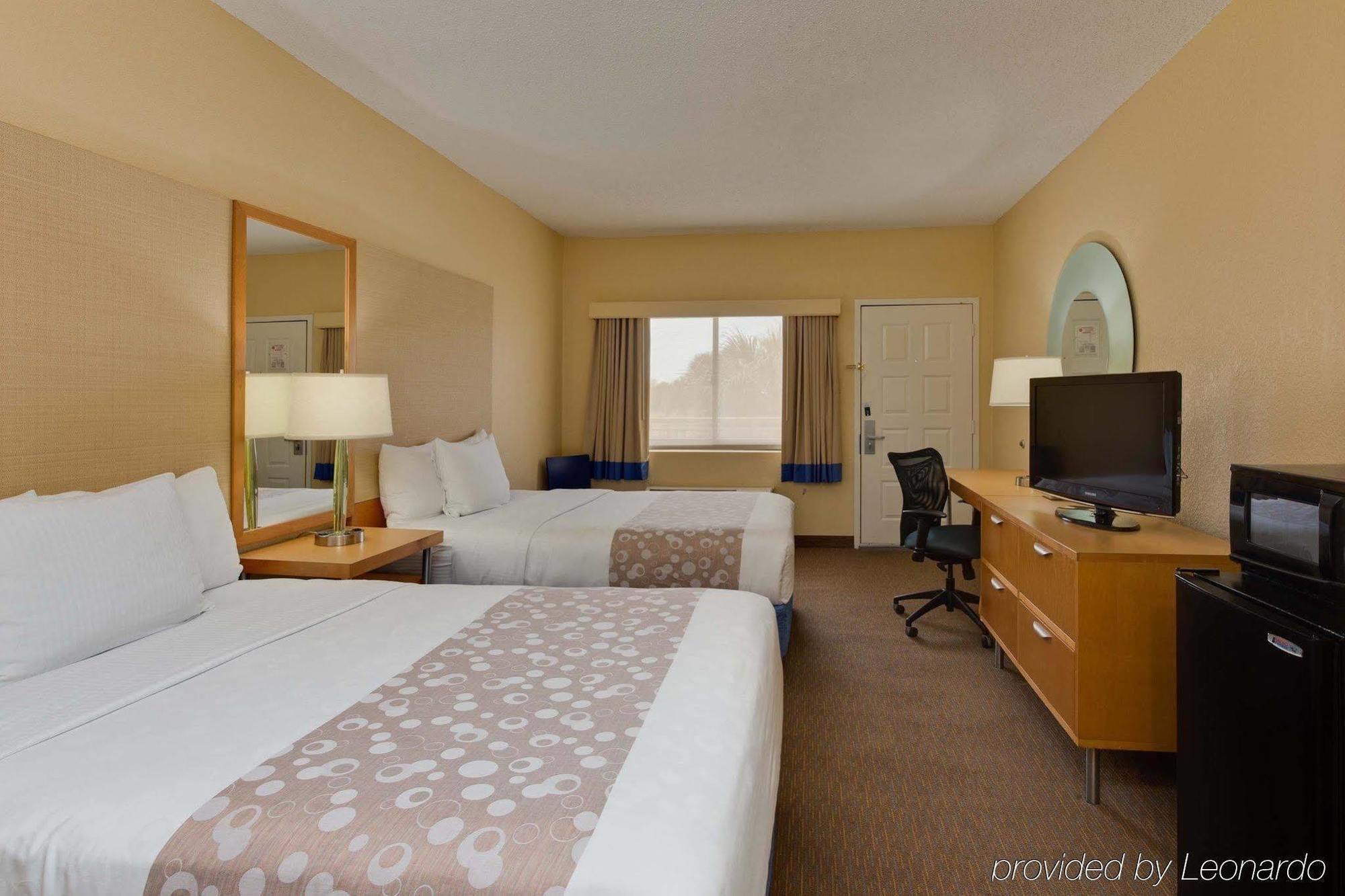 La Quinta By Wyndham Ft. Myers - Sanibel Gateway Hotel Fort Myers Exterior photo
