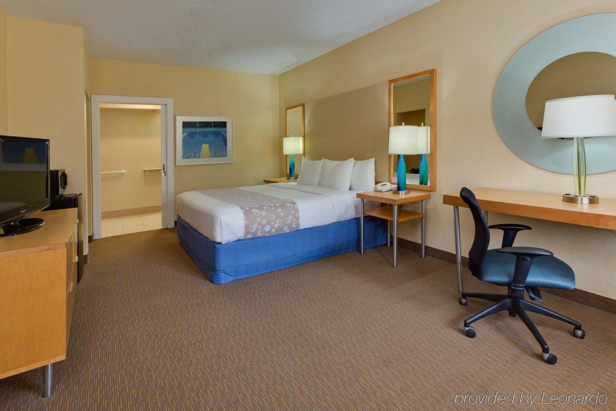 La Quinta By Wyndham Ft. Myers - Sanibel Gateway Hotel Fort Myers Exterior photo
